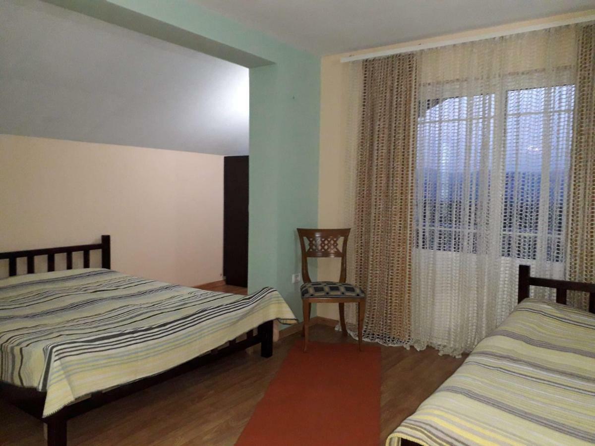 Vila Verd Korce Exterior foto